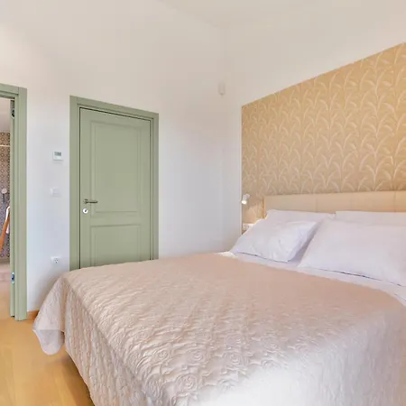 Ginetto By Rent Istria Villa Šišan